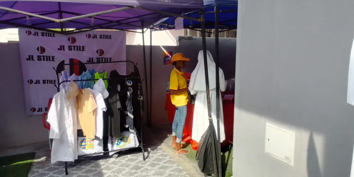 Tenda do Amor da Rádio Mais “seduz” madre católica