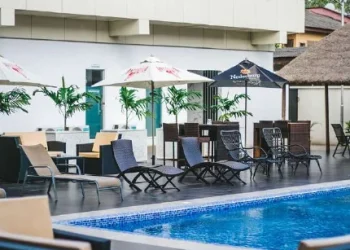 Ceo da Bon Hotels Group a caminho de Luanda para visita de prospecção