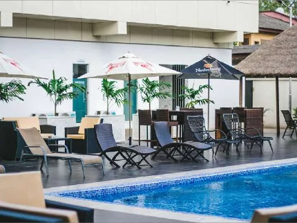 Ceo da Bon Hotels Group a caminho de Luanda para visita de prospecção