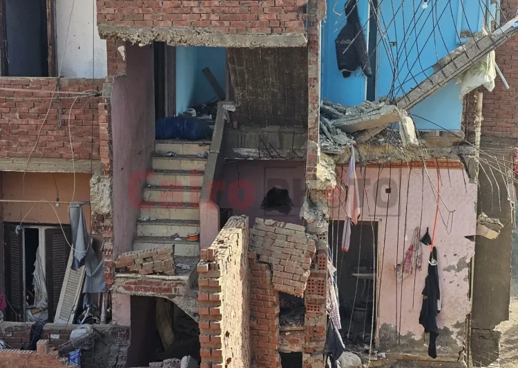 Dez mortos em consequência do colapso de um edifício no Egipto