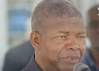 Término da Refinaria do Lobito pode garantir autossuficiência na produção de combustíveis, garante João Lourenço