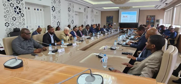 AIBA alinha acções em prol do desenvolvimento económico e industrial de Angola