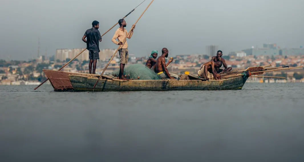 Carlos Yambissa expõe “Entre  Fronteiras” no CCP em Luanda