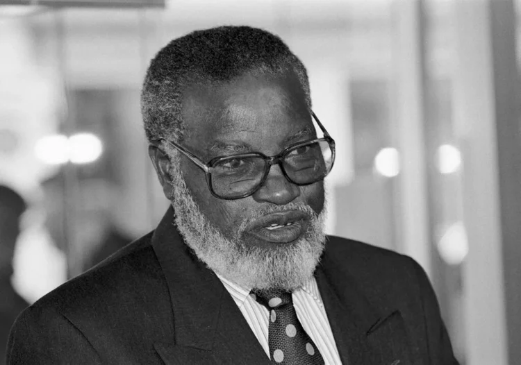 Morreu Sam Nujoma, pai da independência da Namíbia