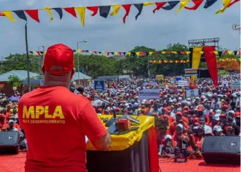 MPLA apresenta agenda política do ano aos  militantes em Luanda