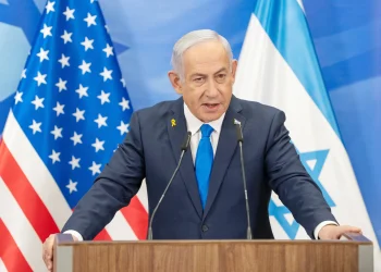 Netanyahu nomeia conselheiro com  ligações a Trump para cessar-fogo