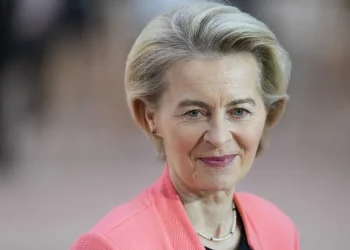Europa anuncia “maior investimento público  em IA no mundo”
