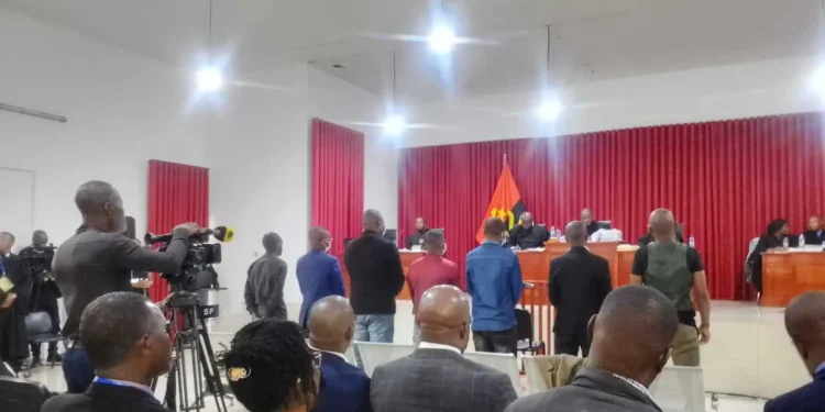 Aberta no Huambo sessão de  julgamento de sete supostos terroristas