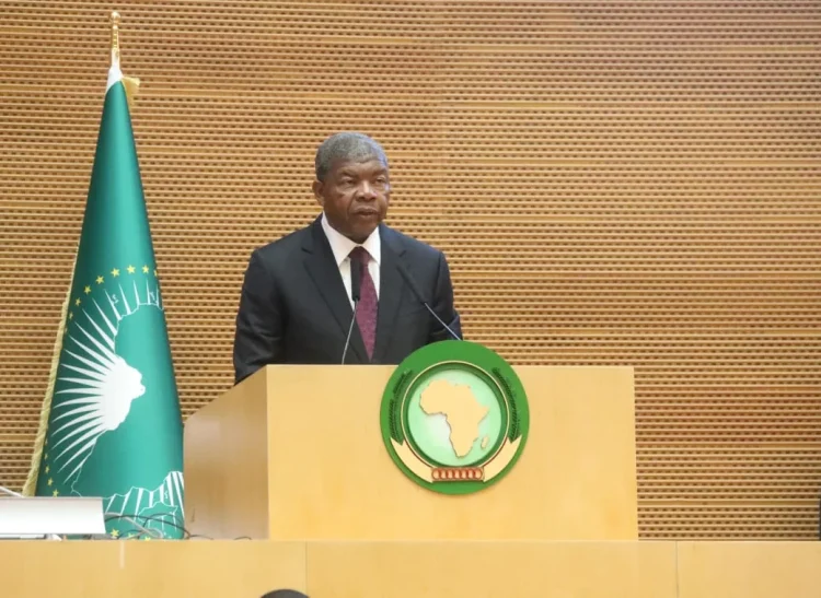João Lourenço defende empenho de todos na edificação de uma África industrializada e pacífica