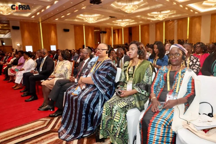 O futuro da liderança feminina em África: Podemos esperar mais mulheres presidentes?