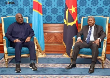 João Lourenço e Félix Tshisekedi avaliam situação na RDC