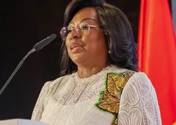Ana Dias Lourenço destaca empenho das mulheres na luta pela Independência