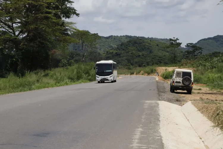 Executivo prevê reabilitar 45 km  do troço Caxilo-Ndalatando