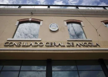 Consulado de Angola em Lisboa apela à calma aos utentes e solicita que se evite a disseminação de informações falsas