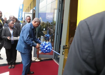 Presidente da República inaugura fábrica de óleo alimentar