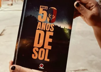 Tony Frampênio lança romance “50 Anos de Sol” no Elinga Teatro