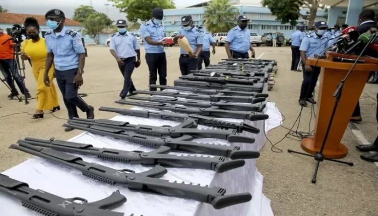 Mais de 11 mil armas de guerra recolhidas em todo país