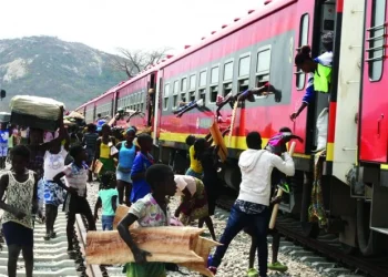 CFM retoma circulação ferroviária no troço Menongue, Lubango e Namibe após 3 meses de paralisação