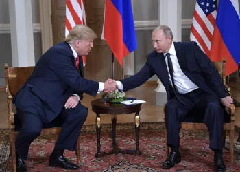 Kremlin confirma que Putin  e Trump vão falar na terça-feira