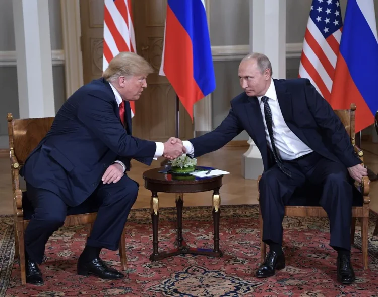Kremlin confirma que Putin e Trump vão falar na terça-feira