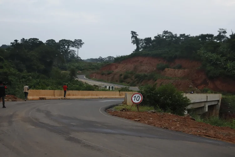 Reabilitação da Estrada Nacional 120 reduz tempo de viagem entre Cambondo e Quilombo dos Dembos