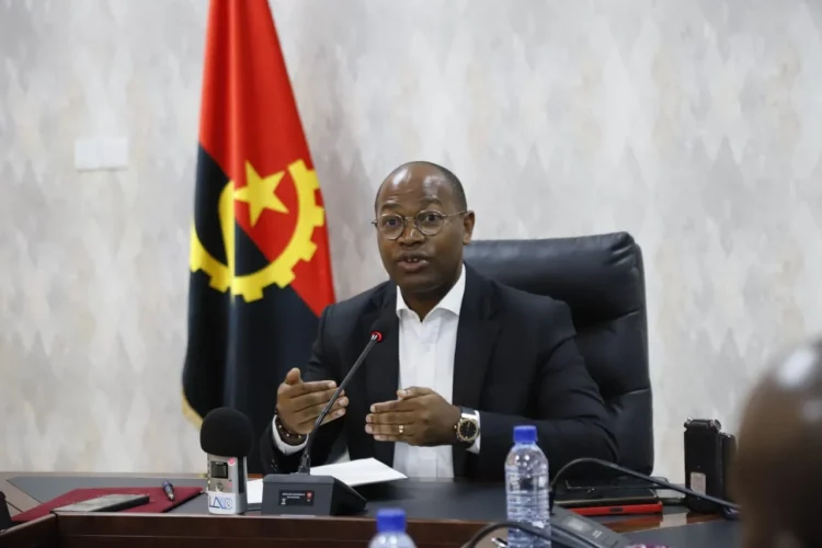 Governador do Cuanza-Norte promete ampliação no acesso à água potável