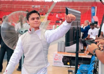 MINJUD felicita António Pedro pela conquista  da primeira medalha para Angola no Africano de esgrima