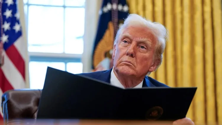 Trump prepara ordem executiva  para fechar o Departamento de Educação