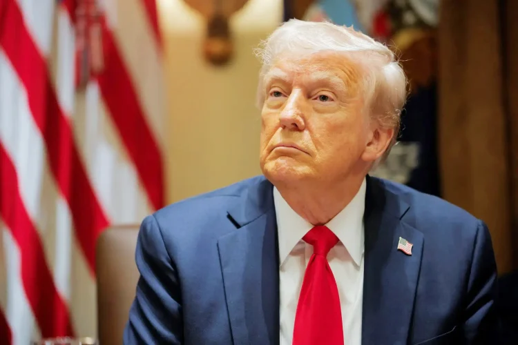 Trump deu dois meses ao Irão para concluir um novo acordo nuclear