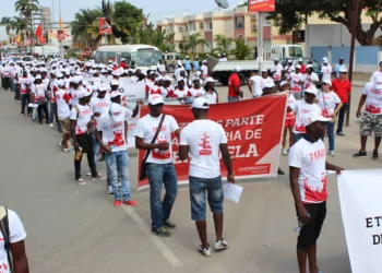 Cristãos marcham hoje pela paz em Luanda 