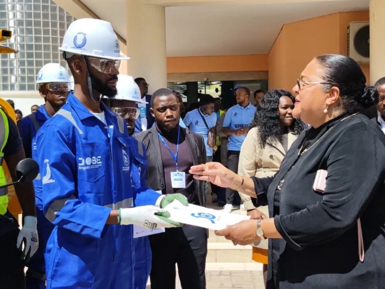 CINFOTEC Huambo disponibiliza cem bolsas de formação tecnológica para jovens do Namibe no âmbito do JOBE