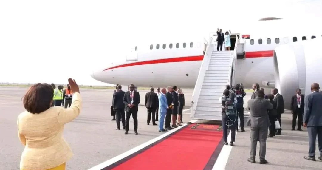 Presidente da República a caminho de Roma