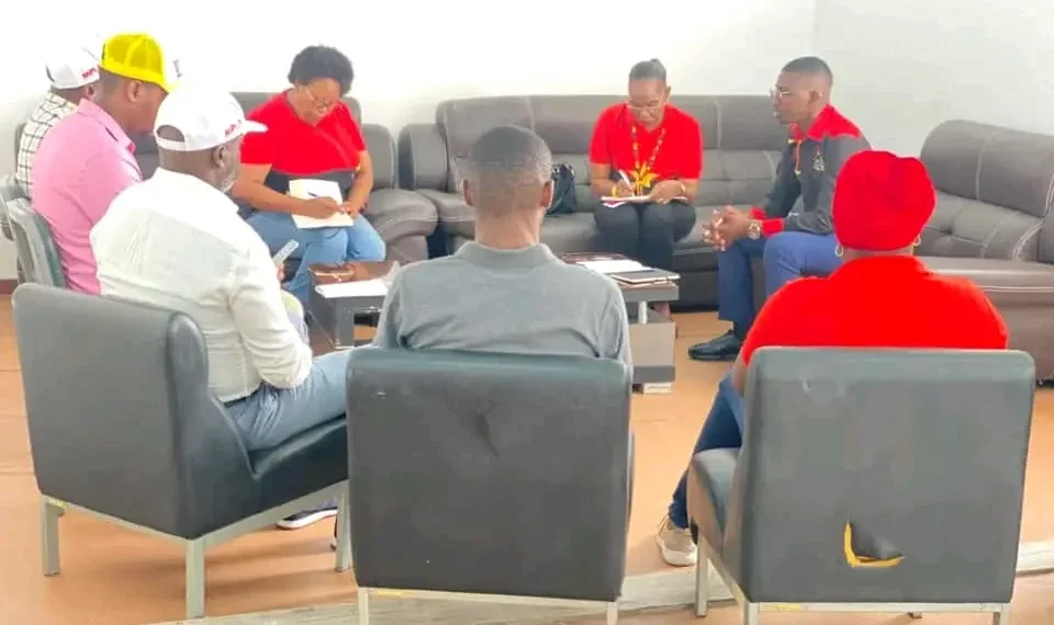 MPLA no Namibe sensibiliza populares para o combate à cólera