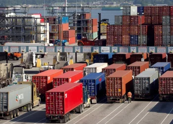 Exportações de Angola para China recuam mais de 16%