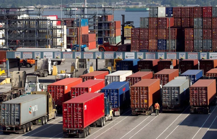 Exportações de Angola para China recuam mais de 16%