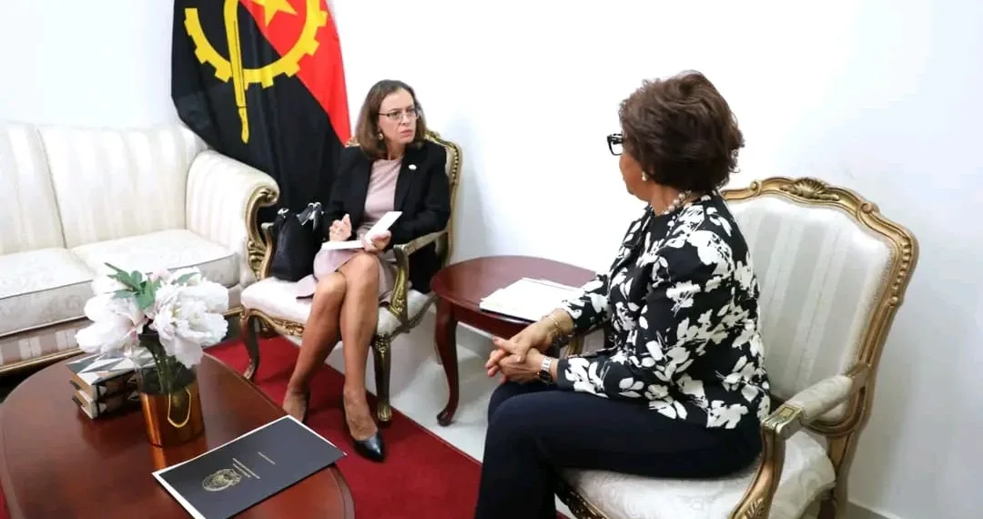 União Europeia e Angola reforçam cooperação