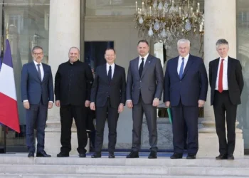 Reuniões em Paris entre representantes ucranianos, europeus e americanos
