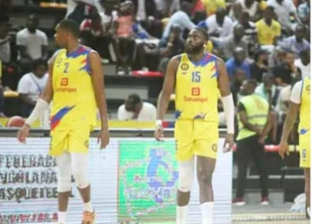 Chuma orienta primeiro treino na antecâmara para o africano da Argélia