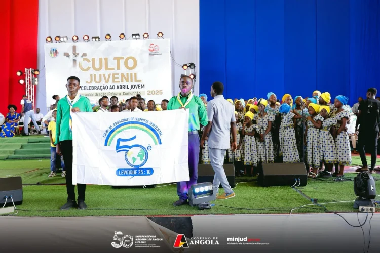 Danila Bragança prestigia Culto Ecuménico da Juventude em celebração à Paz e ao Abril Jovem 2025