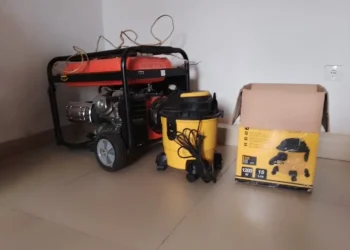 Administrador do Bairro 14 de Abril esclarece suposto desvio de kits de trabalho de lavadores de carros no Lubango 