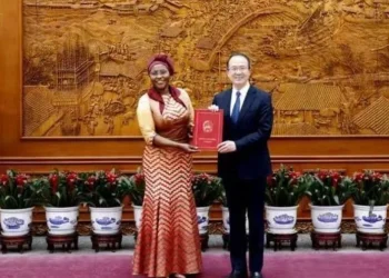 Dalva Ringote inicia funções diplomáticas na China
