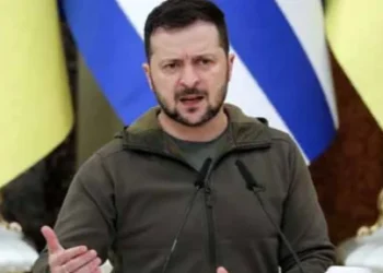 ‘Zelensky deve ceder terras à Rússia’ diz 1.ª congressista ucraniana dos EUA