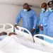 Manuel Homem visita agente da polícia ferido durante tentativa de assalto no Hoji-Ya-Henda