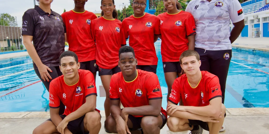 Selecção Nacional júnior de natação de ‘malas feitas’ para o palco do Africano