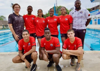 Selecção Nacional júnior de natação  de ‘malas feitas’ para o palco do Africano