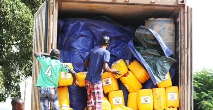 Apreendidos mais de 20 mil litros de combustível