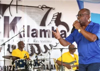 Calabeto é homenageado no ‘Muzongué da Tradição’ pelo seu 80º aniversário natalício