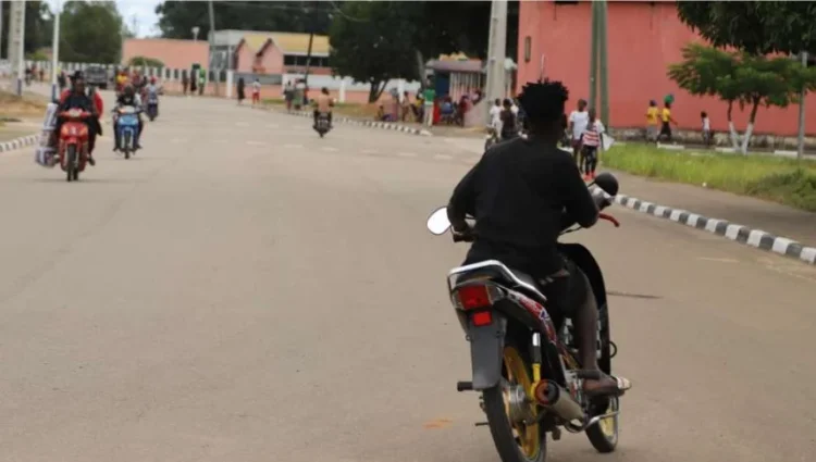 Fotos de Virgílio Pinto, enviados ao Moxico Leste
