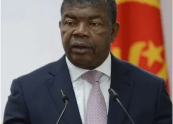 Chefe de Estado angolano felicita Presidente eleito do Gabão