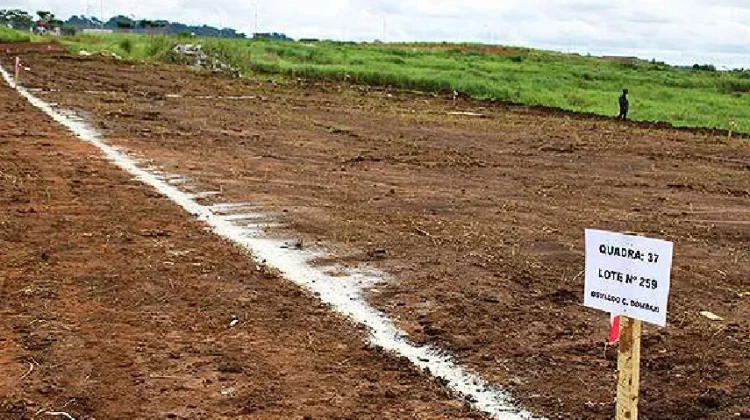 Executivo vai distribuir 900 mil lotes de terreno para autoconstrução dirigida até 2027